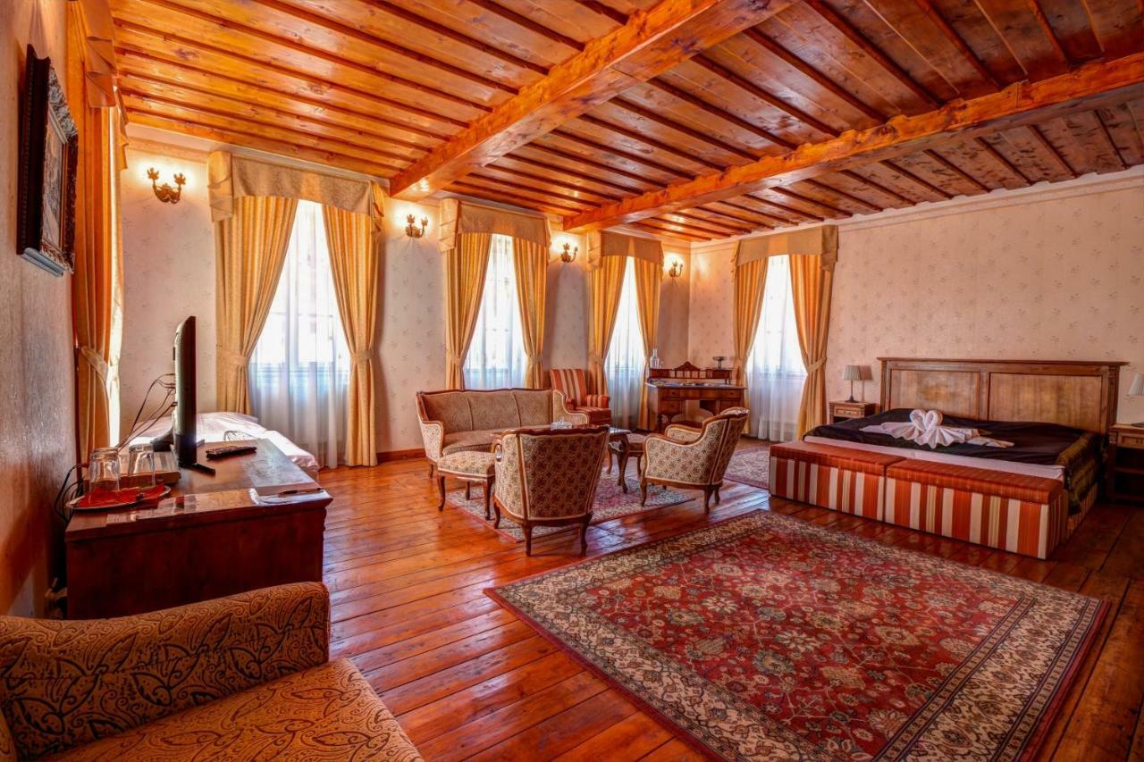 Penzion Cosmopolitan I. Банска-Штьявница Экстерьер фото